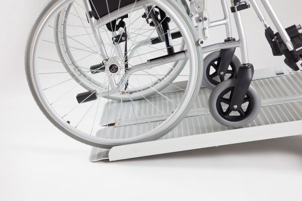 wheelchair folding ramp